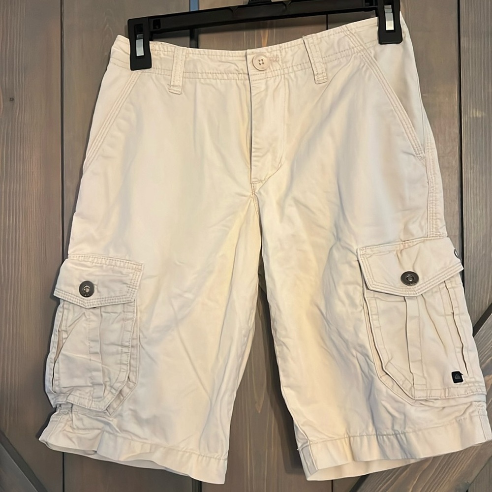 Quicksilver Khaki boys size 25 waist cargo shorts